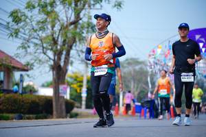 BIB: 47889, 4211
                            <button type="button" onclick="openModal(10105277)" class="btn btn-primary btn-sm float-right btn-popup" data-toggle="modal" data-target=".modal-high-quality">
                        <i class="fas fa-shopping-cart"></i> Add to Cart
                    </button>
                                            <button type="button" onclick="isThisMe(10105277, true)" class="btn btn-success btn-sm float-right btn-popup btn-isme hidden" data-toggle="tooltip" data-placement="bottom" title="นี่คือรูปของคุณใช่ไหม คลิกที่นี่เพื่อเอาเข้าอัลบั้ม">
                        <i class="fas fa-plus"></i> Add to album
                    </button>
                    <button type="button" onclick="isThisMe(10105277, false)" class="btn btn-warning btn-sm float-right btn-popup btn-isnotme hidden">
                        <i class="fas fa-ban"></i> Remove from album
                    </button>